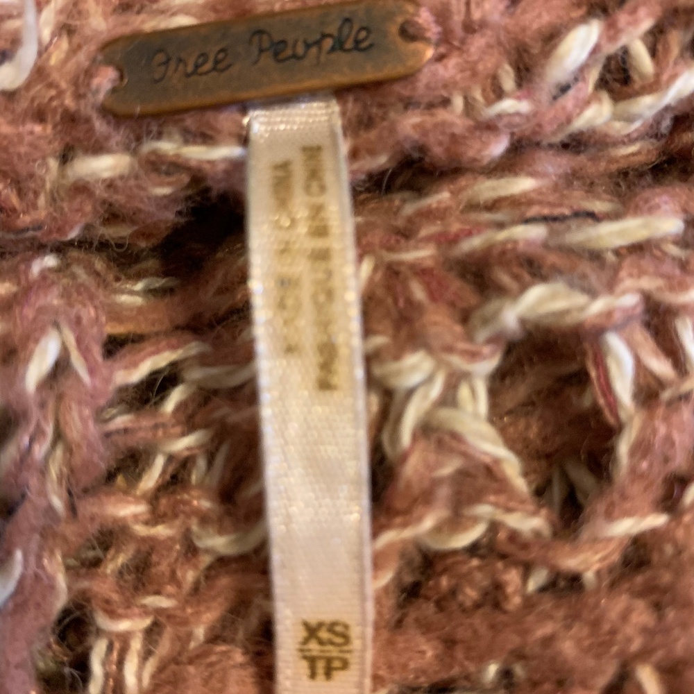 Free People Pink Chunky Sweater - Picture 5 of 5